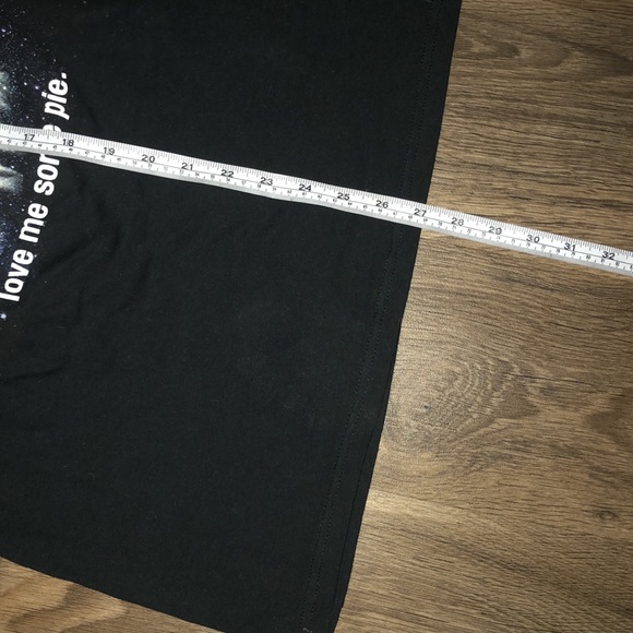 DONATED “Love me some pie” Supernatural T-shirt - Picture 4 of 6